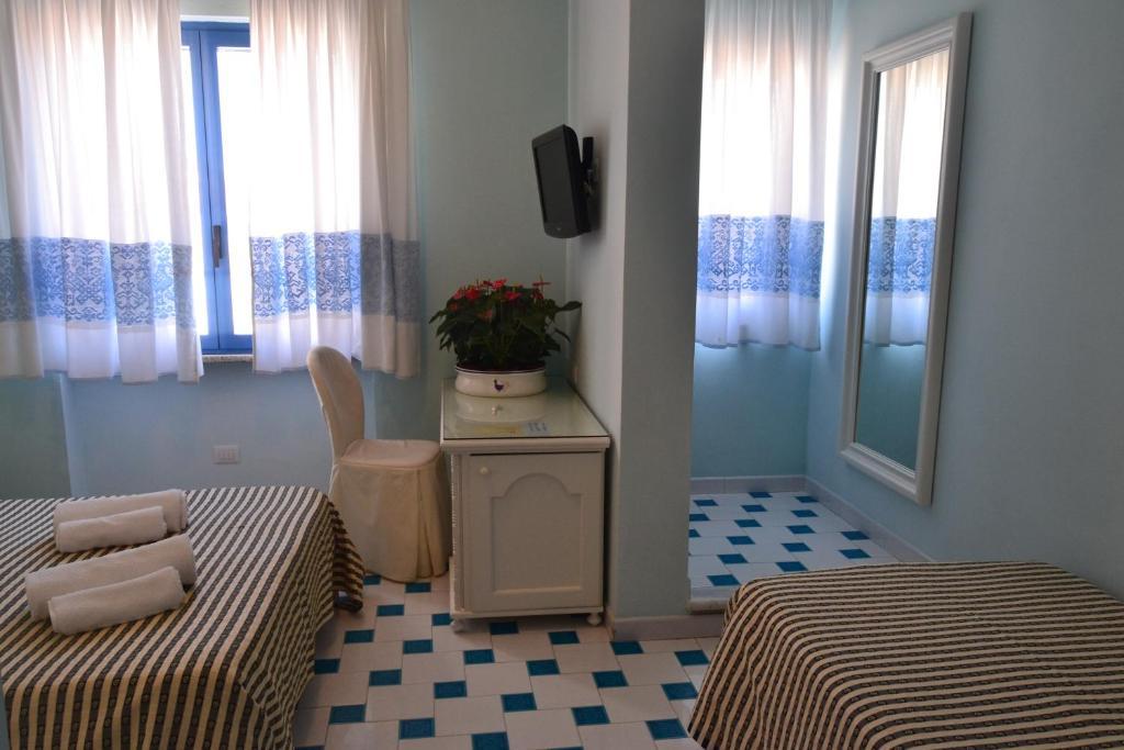 Hotel La Lampara Golfo Aranci Dış mekan fotoğraf