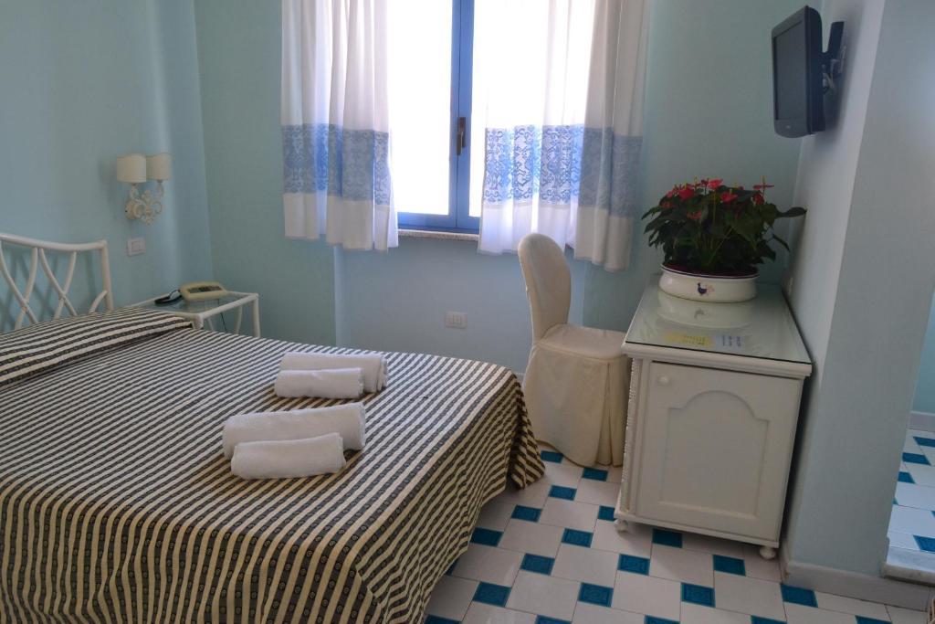 Hotel La Lampara Golfo Aranci Oda fotoğraf